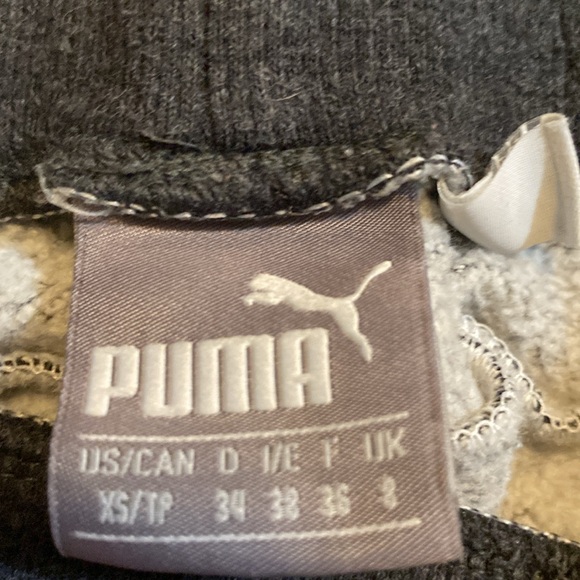 Nice sweatpants to have for a relaxing night/day - Picture 2 of 2